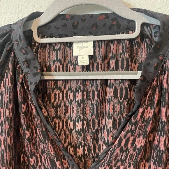 Roan + Ryan Annabelle V Neck Womens Blouse Size Large Animal Print Long Sleeve - Picture 10 of 12